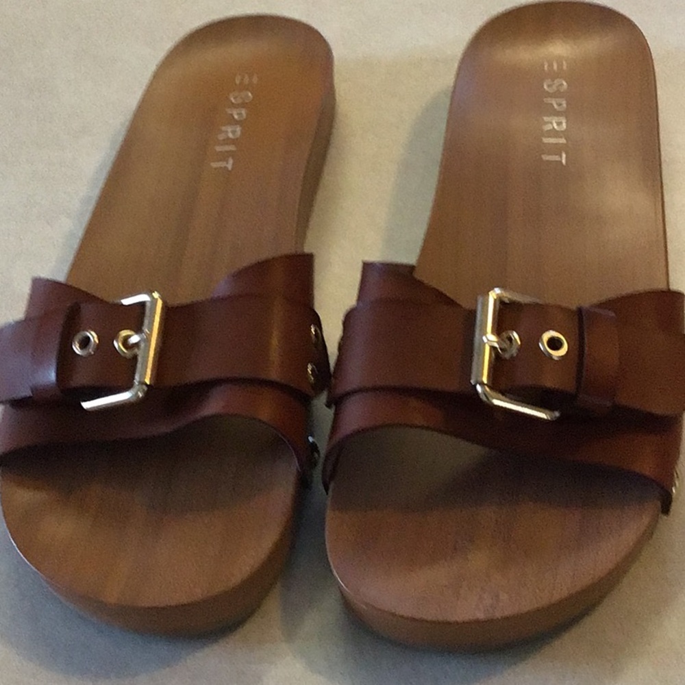 Sprit Sandals size 8-5